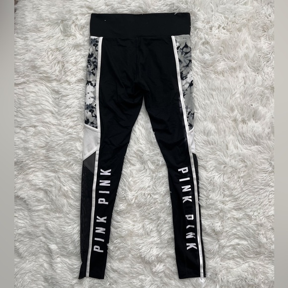 Size XS Athletic Leggings Bundle (Forever 21, PINK & Tommy Hilfiger) - Picture 3 of 13